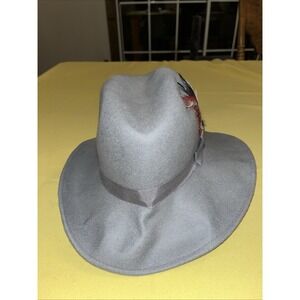 1970s Women's Vintage Lancaster Hat Gray Fedora 100% Wool Felt Feathers Small